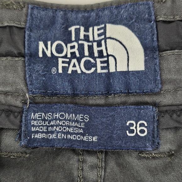THE NORTH FACE MEN'S CHARCOAL ZIPPER LEG POCKET GRAY 8" SHORTS – SIZE 36 - Picture 6 of 13
